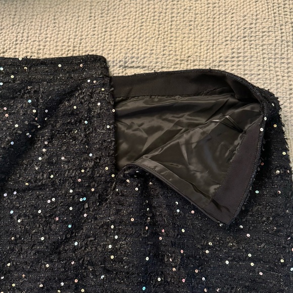 NWT J. Crew Pencil Skirt- Size 10 - Picture 4 of 8